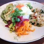 Hachihare - グリーンカレー&ガパオライス