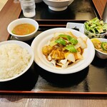 中国四川料理 ドンシュー - 酢豚定食