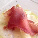 エミリア - ホワイトアスパラ