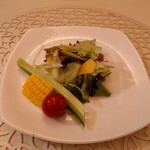 スタジオーネ - 