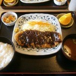 山正 - 2014年4月ロースかつ定食（1,230円）