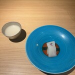 炭火焼肉 なかはら - イカフェとマッコリ。こちらのマリアージュもなかなか食欲をそそります。