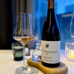 エスキス - ドイツのバーベンという産地のロゼワイン、ピノノワール品種。爽やかながら、樽の風味も感じる。