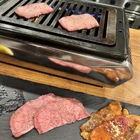 NO MEAT, NO LIFE.2nd - 