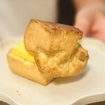 小鳥と苺 Bistro - 自家製スコーン