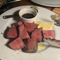 カルネジーオ イースト - 