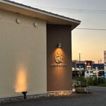 アロマティコ - 外観