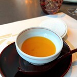 鉄板焼 禅 - 自家製コンソメ羽二重蒸し