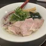 金町製麺 - 冷たい鮮魚の塩そば（麺半）