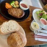 ROSEHIP CAFE - ハンバーグステーキランチ(イタリアントマトソース)
