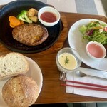 ROSEHIP CAFE - ハンバーグステーキランチ(イタリアントマトソース)