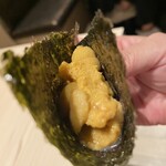 鮨のしはち - ウニ手巻き