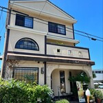 手作り焼菓子とケーキの店 ひぐち - お店