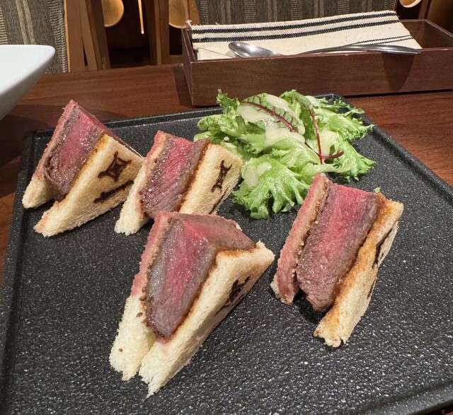 BISTRO tesoron UNA VACCO photo 4