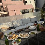 THE ROOF BBQ GARDEN - 