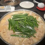 博多もつ鍋 やま中 - 