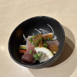 三枚目 助五郎 - 鰹の梅味噌がけ。