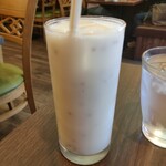 行徳ビリヤーニーハウス - ラッシー¥330　これまででトップかっていう濃厚度