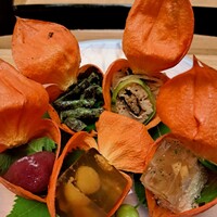 赤坂 菊乃井 - 八寸　隠元黒胡麻和え 糸瓜土佐酢和え 鱧水玉胡瓜 山桃葛饅頭 寄せ鱧の子 鶉の卵煮凝り 翡翠銀杏