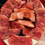とん吉 - カルビ