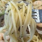 pasta家 - 海老とブロッコリーのアーリオオーリオ ¥1,450 トッピング あさり¥500 ベーコン ¥500 麺1.5