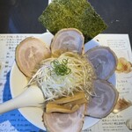 ちょもらんま - 魚介チャーシューメン鯵W背脂あり