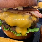 SUNLIT BURGER - 
