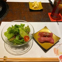牛牛 西麻布 総本店 - 