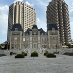 ラ ターブル ドゥ ジョエル・ロブション - いつもながら素敵な外観