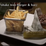 シェイクツリー バーガー＆バー - 