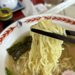 麻婆食堂 福笑い - 中華そばはスープが透明で美味しい