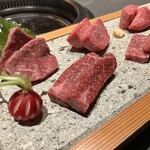 焼肉 展 - 
