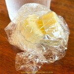 Homer - パンにはバターも付けてくれます（これクーラーボックスに入れてコンビニでロックアイスかって死守(笑)）