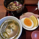 拳ラーメン - 