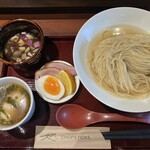 拳ラーメン - 