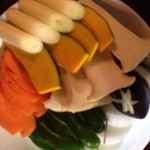 Yondonno sakaba - 野菜盛り合せ680円