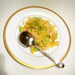 北京料理桂蘭 - お気に入りの締め料理『蟹レタス炒飯』にはたっぷりの蟹とシャキッとしたレタスが入っています(o^^o)