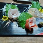 味の蔵どんつく - 刺身盛り合わせ（三点盛り）