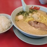 ラーメン山岡家 四日市采女店 - 