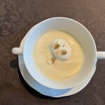 キャトルエピス - じゃがいもの冷スープ