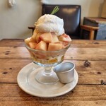 1010 TEN・TO - 横からの図