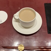 神戸牛ステーキ&カフェ ノーブルウルス 三宮店 - カフェラテ頼んだけどカフェオレでした