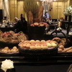 ガストロノミー ジョエル・ロブション - パンのワゴン