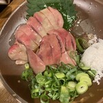 にんにく鶏焼肉サン - 