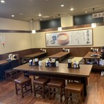 丸亀製麺 - 店内