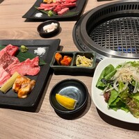 近江うし焼肉 にくTATSU 渋谷店 - 