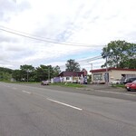 霧立亭 - 国道２３９号と国道２７５号の重用区間に面しています