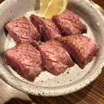 焼肉ホルモンかたひら - 厚切りタン塩　5000円