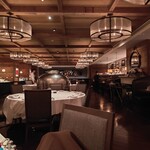 ロウリーズ・ザ・プライムリブ - 