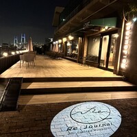 Re：Journal - ライトアップされた入口